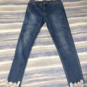 HIGH WAISTED JEANS LACE AND FAUX PEARL DETAILS FROM ITALY SIZE M CROPPED